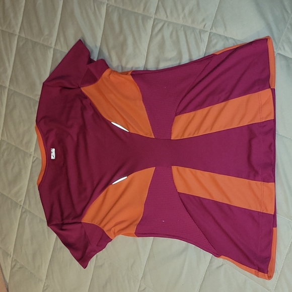 Fila Sports Top - Picture 2 of 2